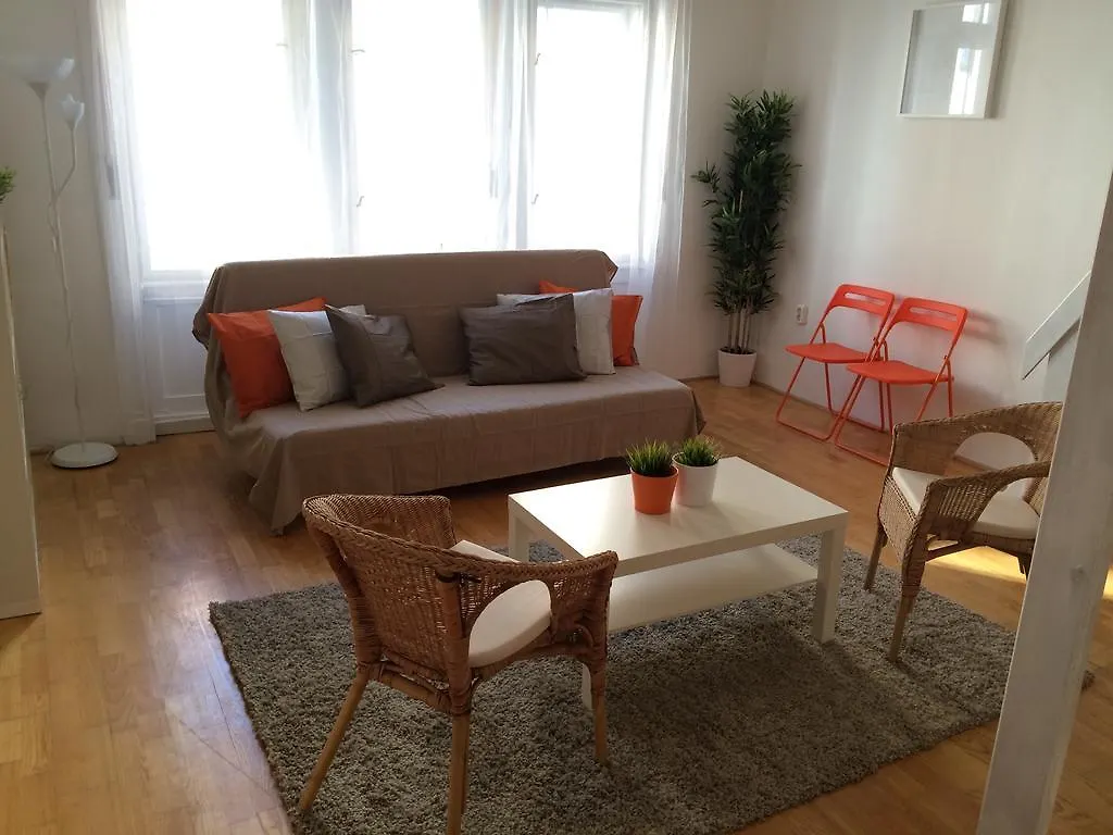 Standard Apartment by Hi5 - Wesselényi 13 Budapest
