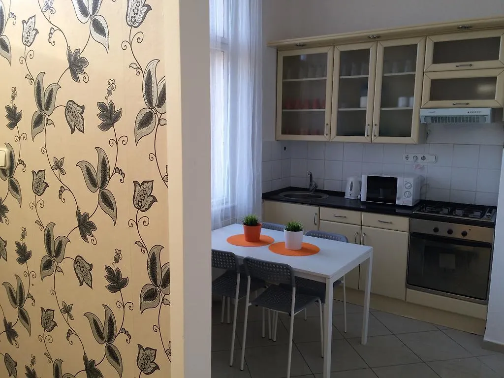 Standard Apartment by Hi5 - Wesselényi 13 Budapest